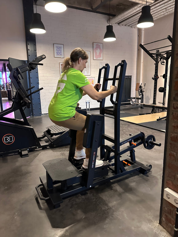 Booty Builder® Standing Abductor Plate Load (AM)